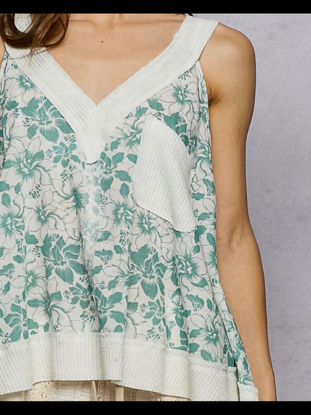 POL Floral V-Neck Sleeveless Tank in Mint Green and Cream